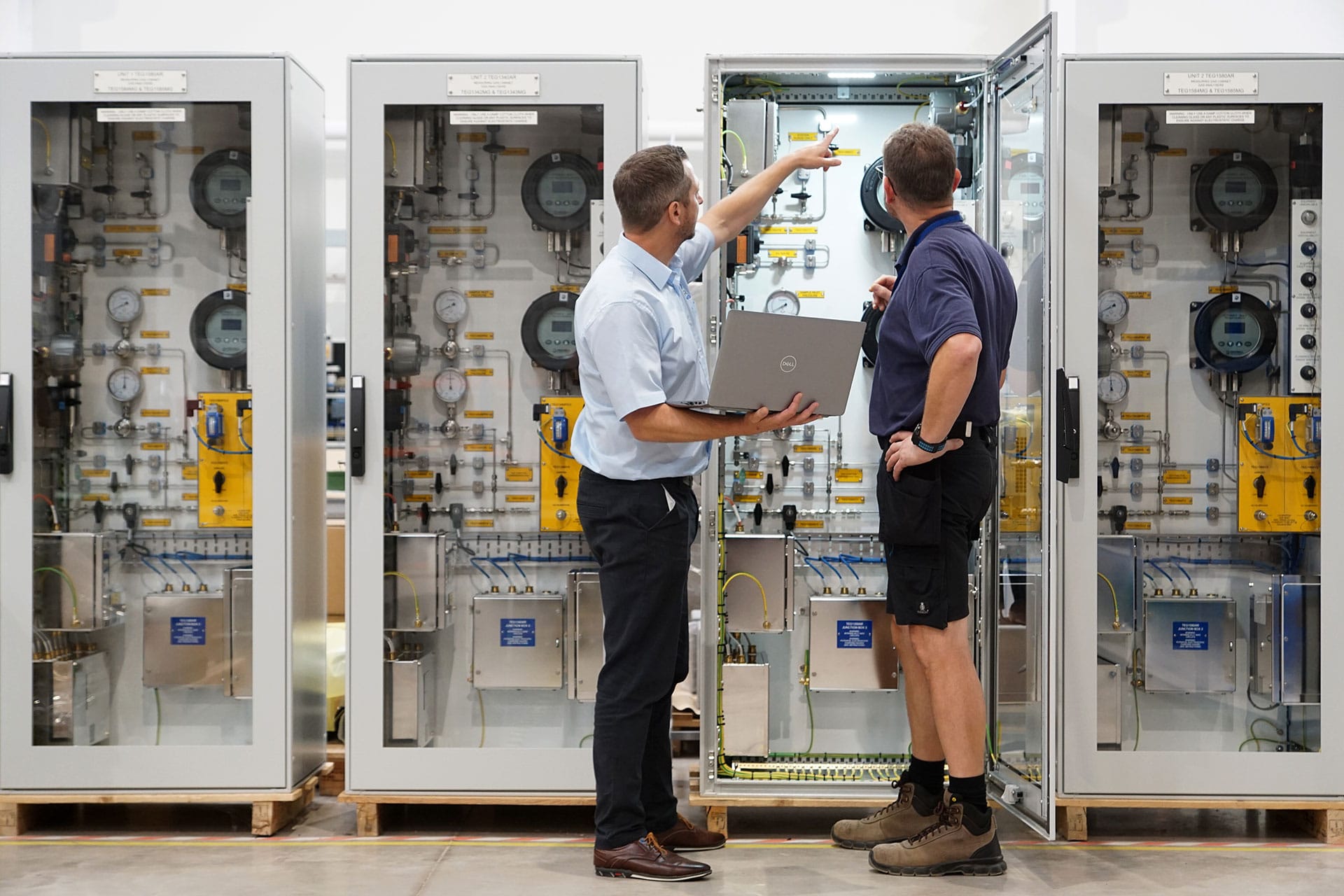 Measuring Gas Cabinets