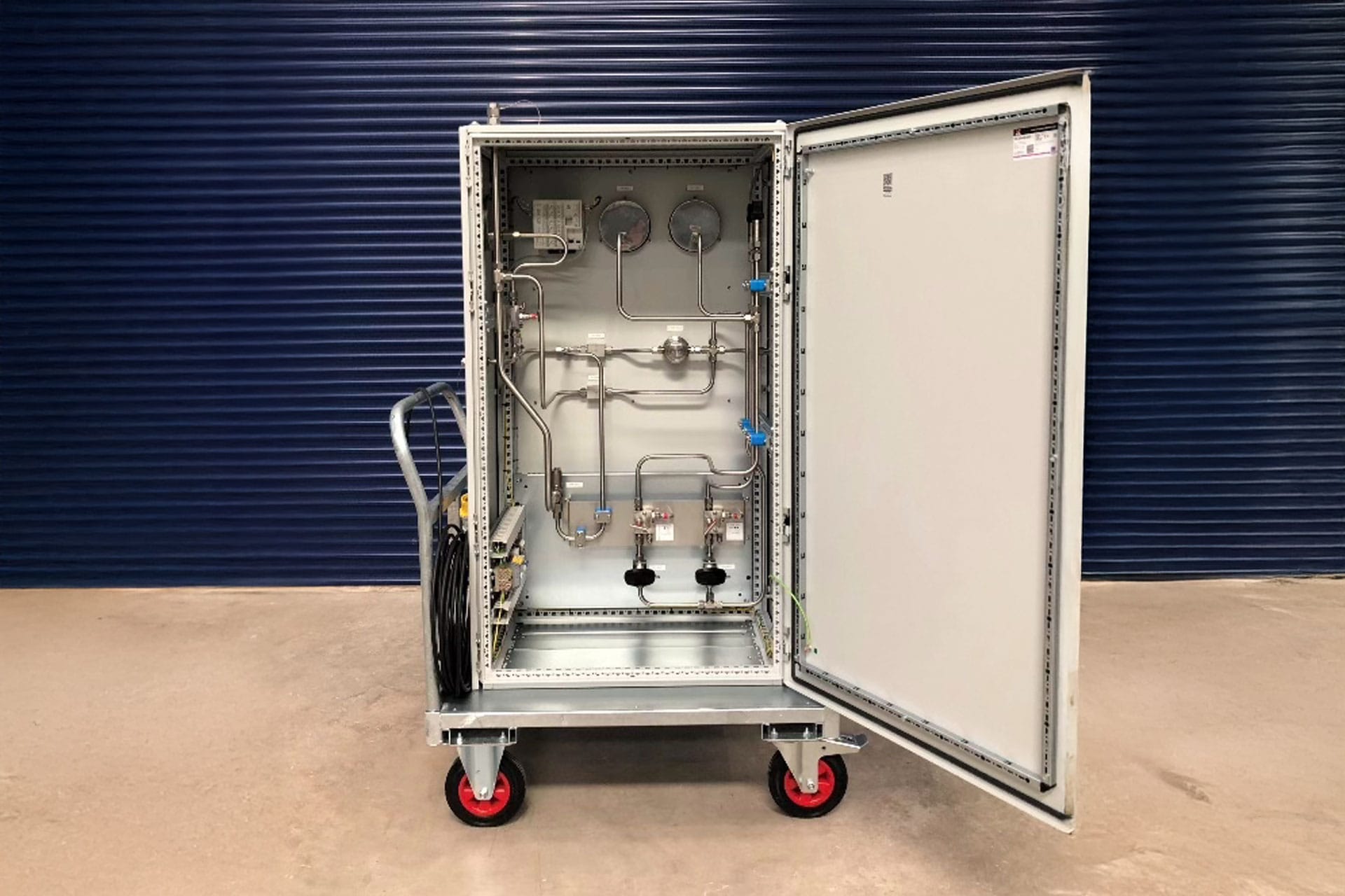 Reactor Pressure Test System door open